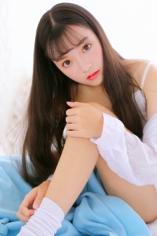 亚洲精品1卡2卡老狼